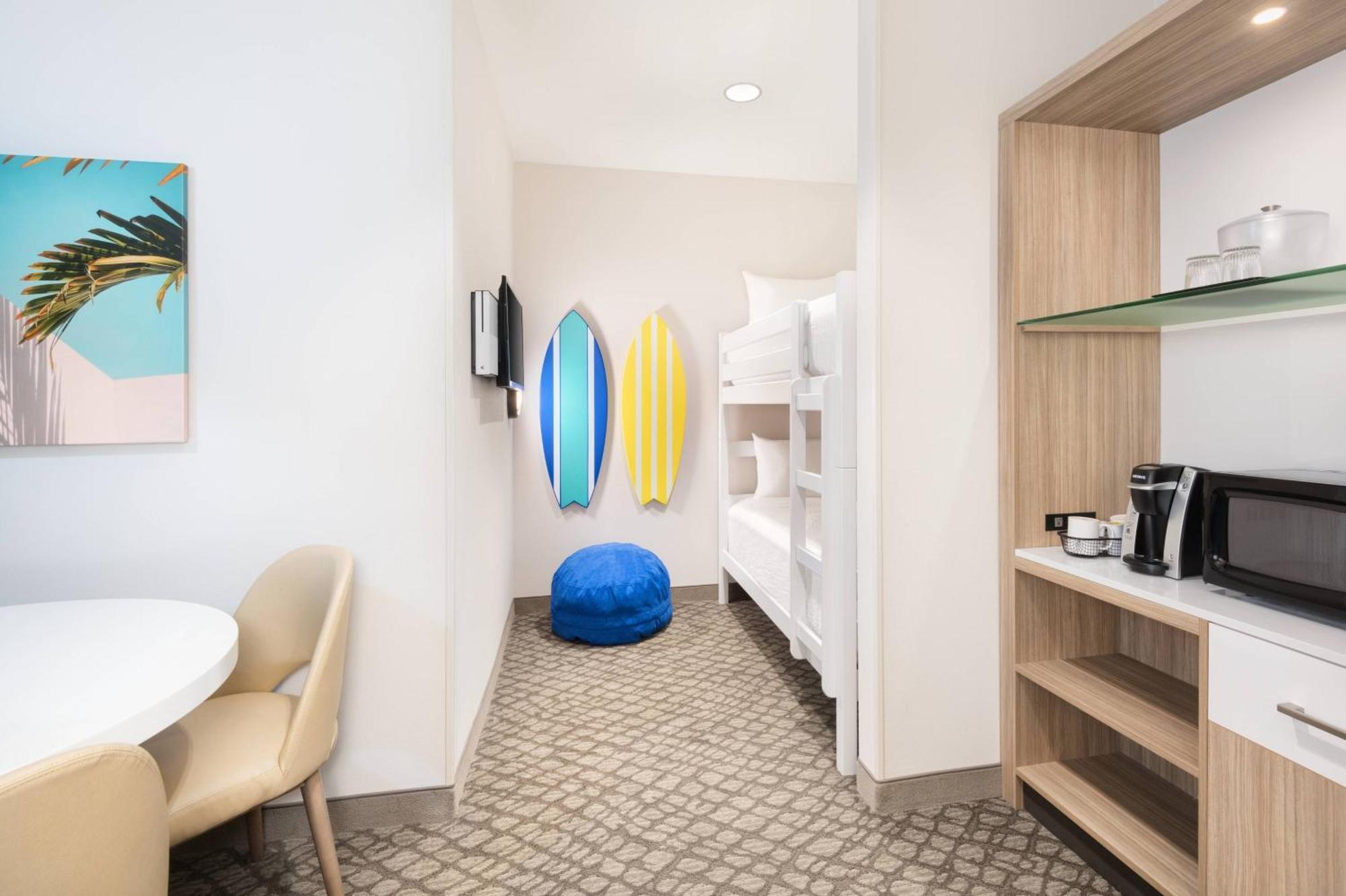 Springhill Suites By Marriott Panama City Beach Beachfront Exterior foto
